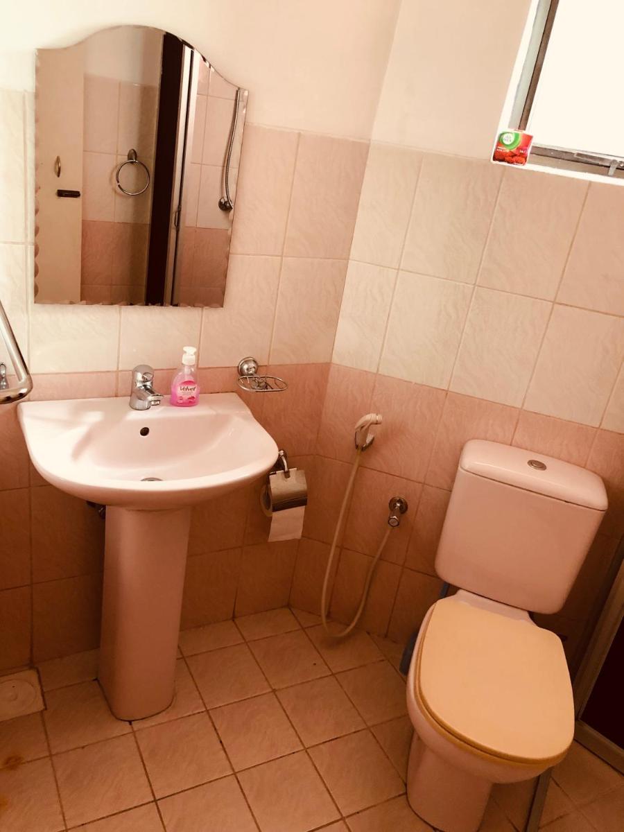 Suitetrails - 3 Room 10th Floor City View Apartment - Ascon Residencies
