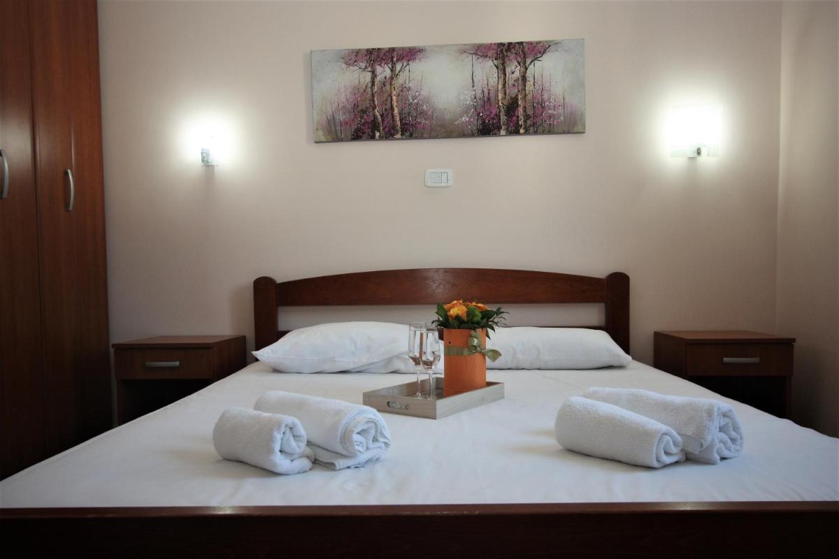 Lusso  Budva - Housity