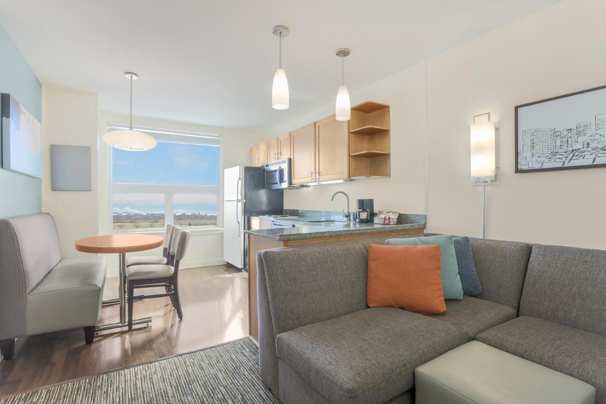 Hyatt House Denver Airport - Hizvo