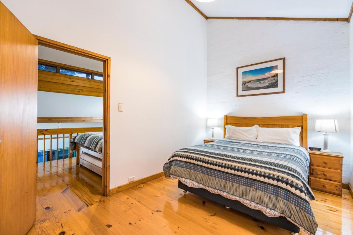 Cottesloe Beach Chalets - Housity