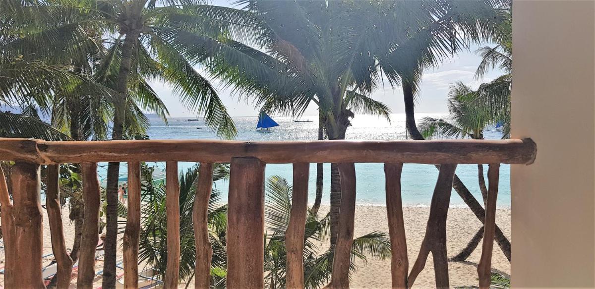 DiveGurus Boracay Beach Resort - Housity