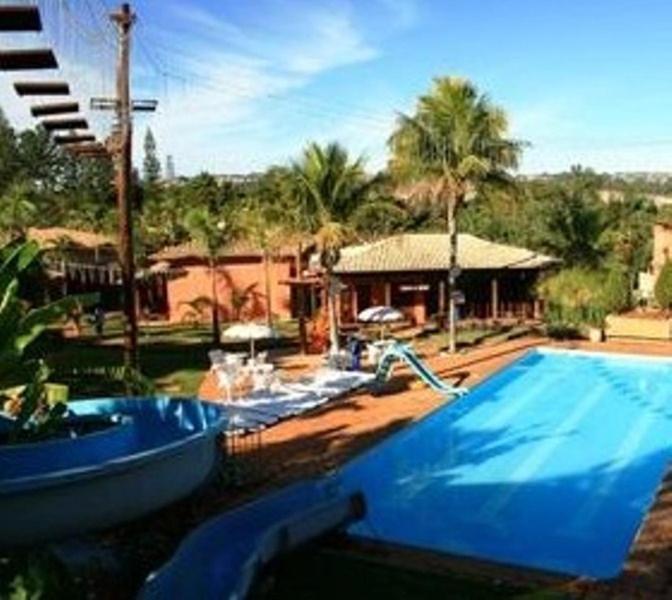 Estancia Park Hotel - Housity