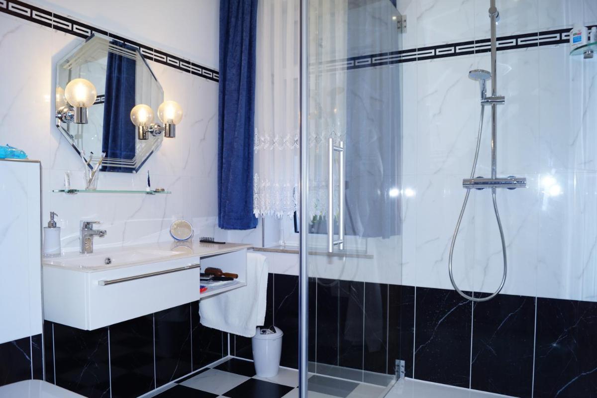 Hotel Villa Wittstock - Housity