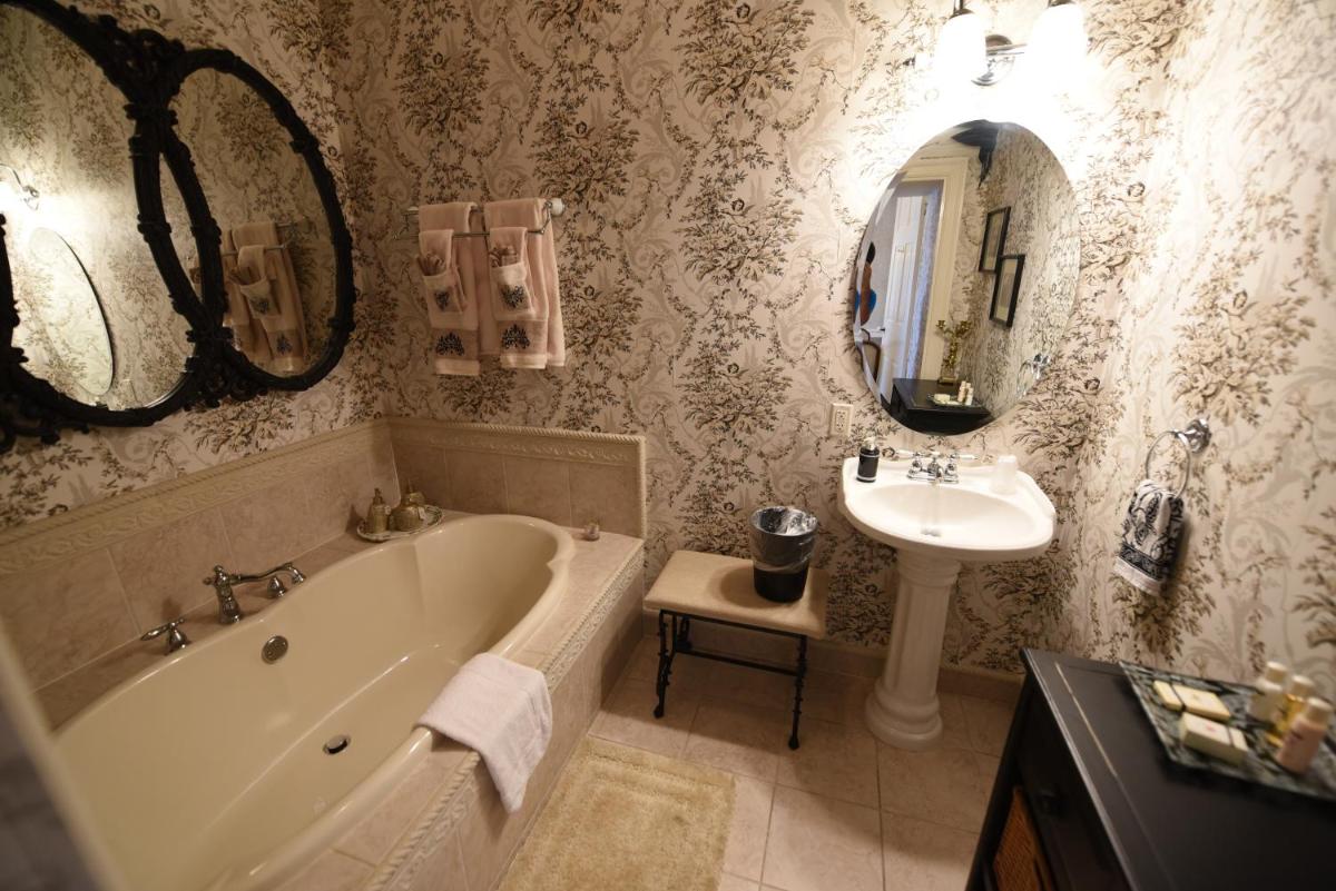 Casselman Inn - Housity