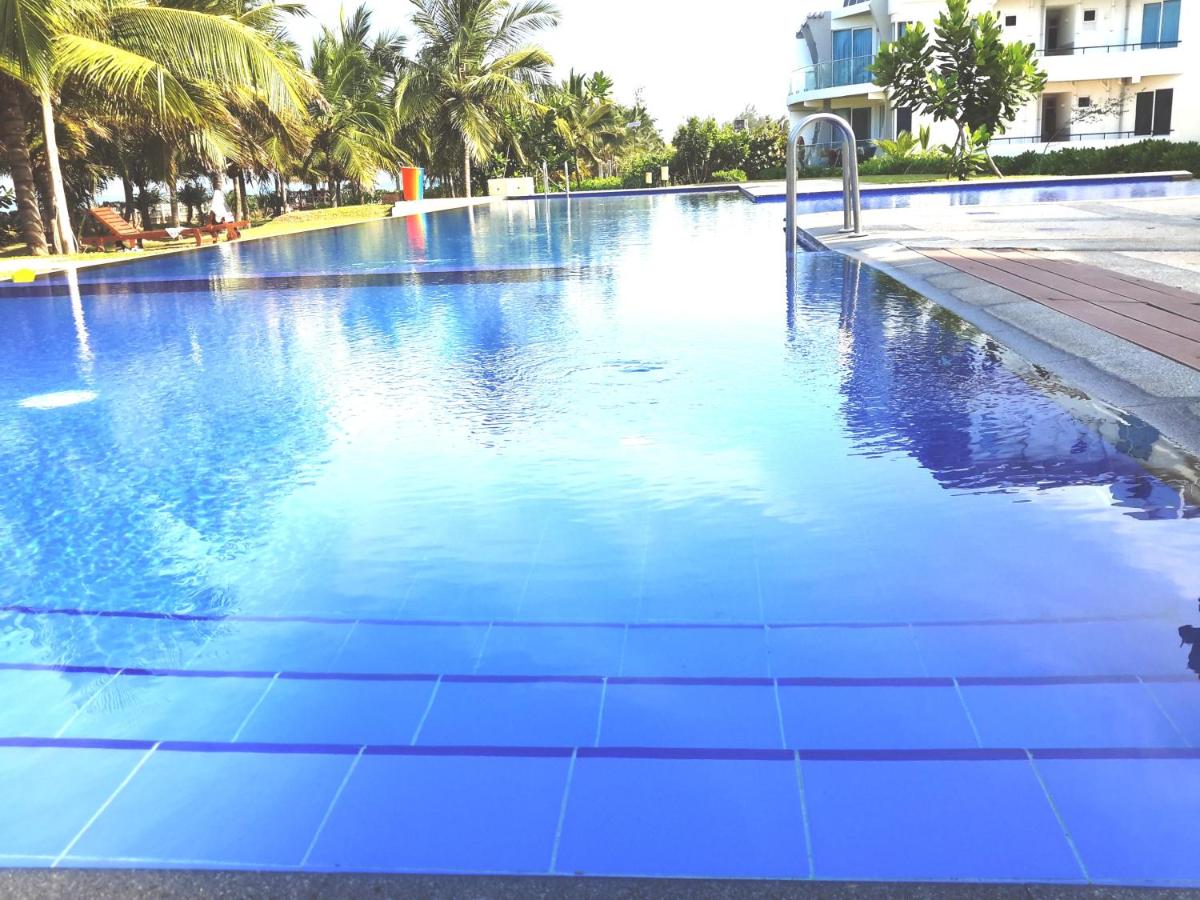 LLH 1G2 Nilaveli Ocean Front Condos - Housity