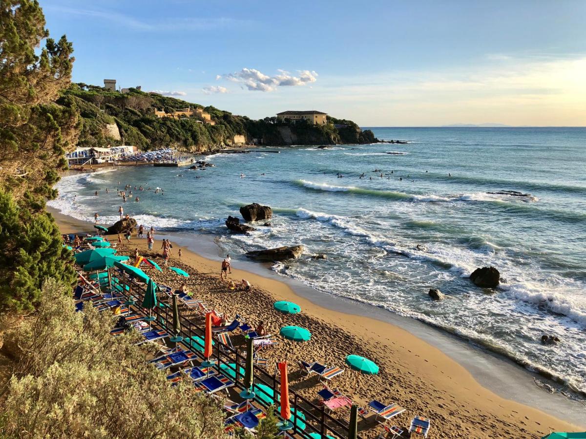 Casa Bianca Villa pool with sea view, fenced garden, barbecue by ToscanaTour - Housity