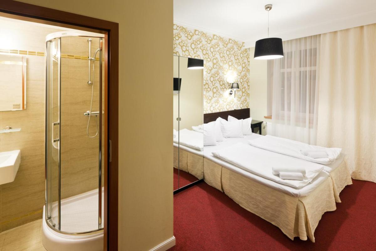 Pytloun Design Self Check-in Hotel - Housity