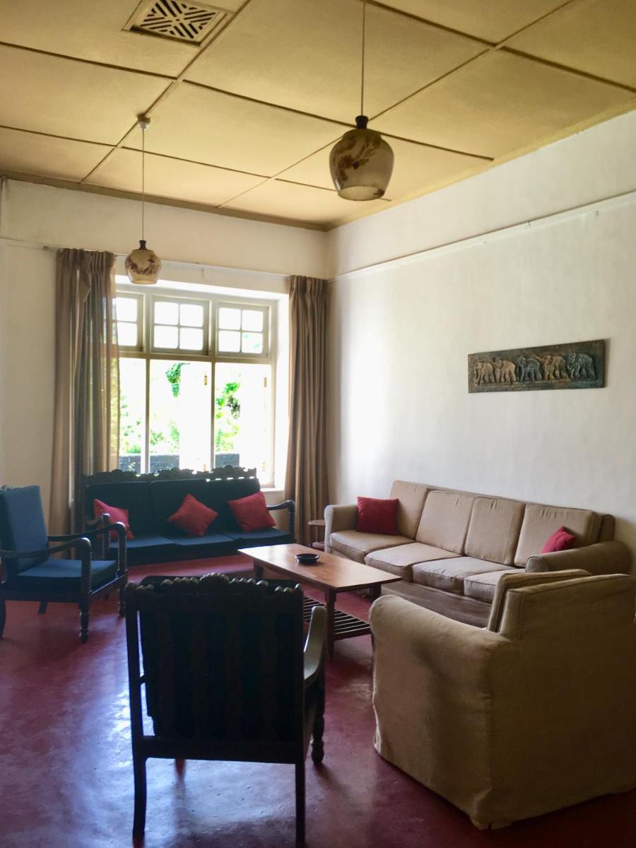 Watawala Estate Bungalow - Housity