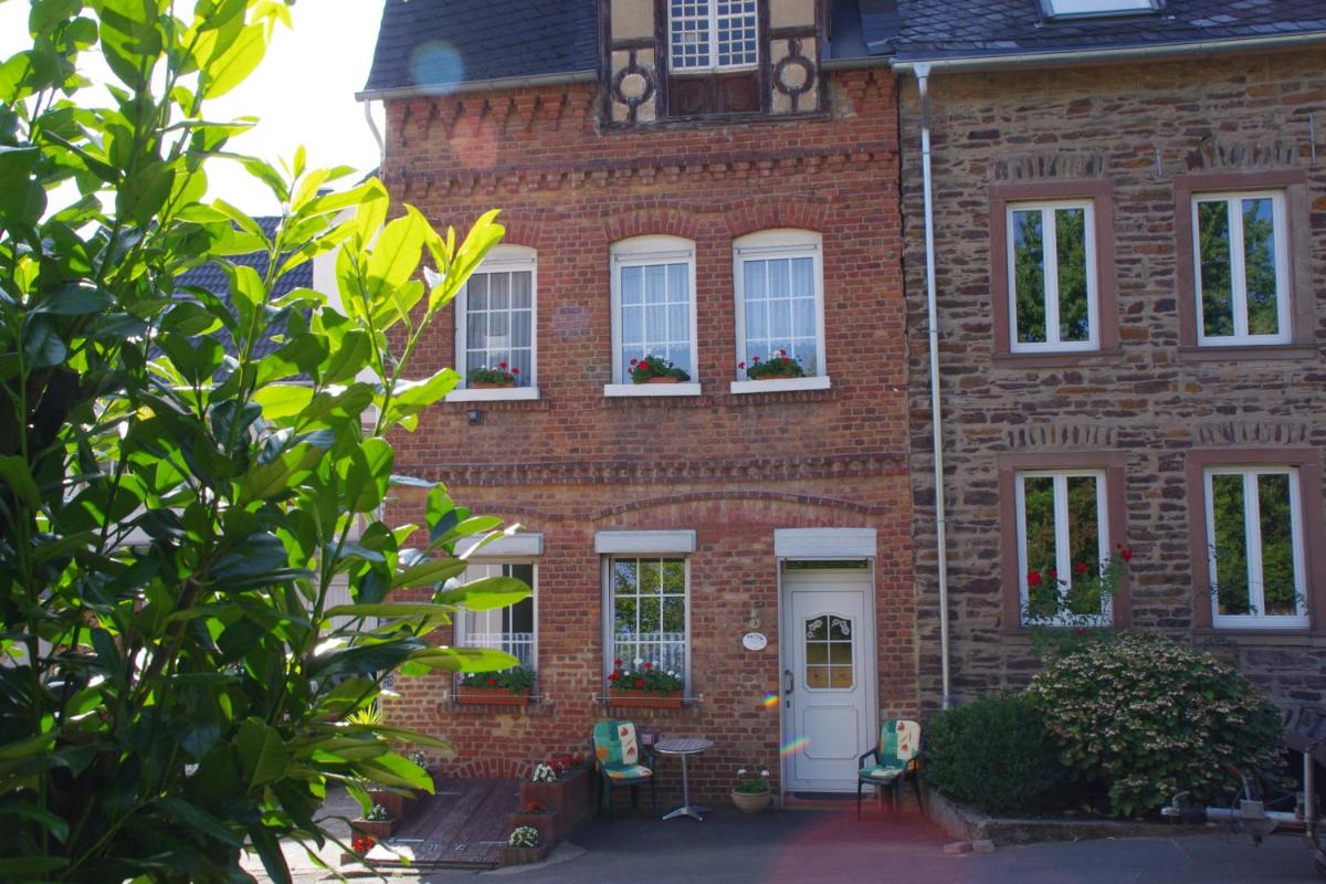 Gästehaus Steuer - Housity