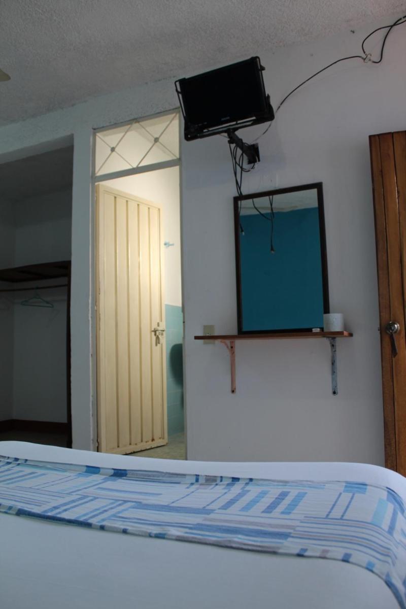 Hotel Carruiz - Housity
