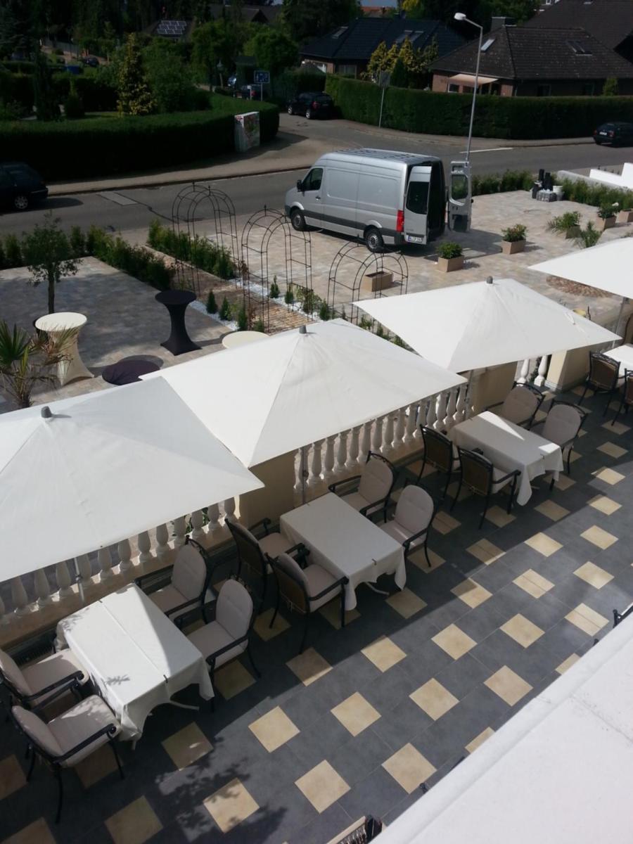 Hotel Helena - Housity