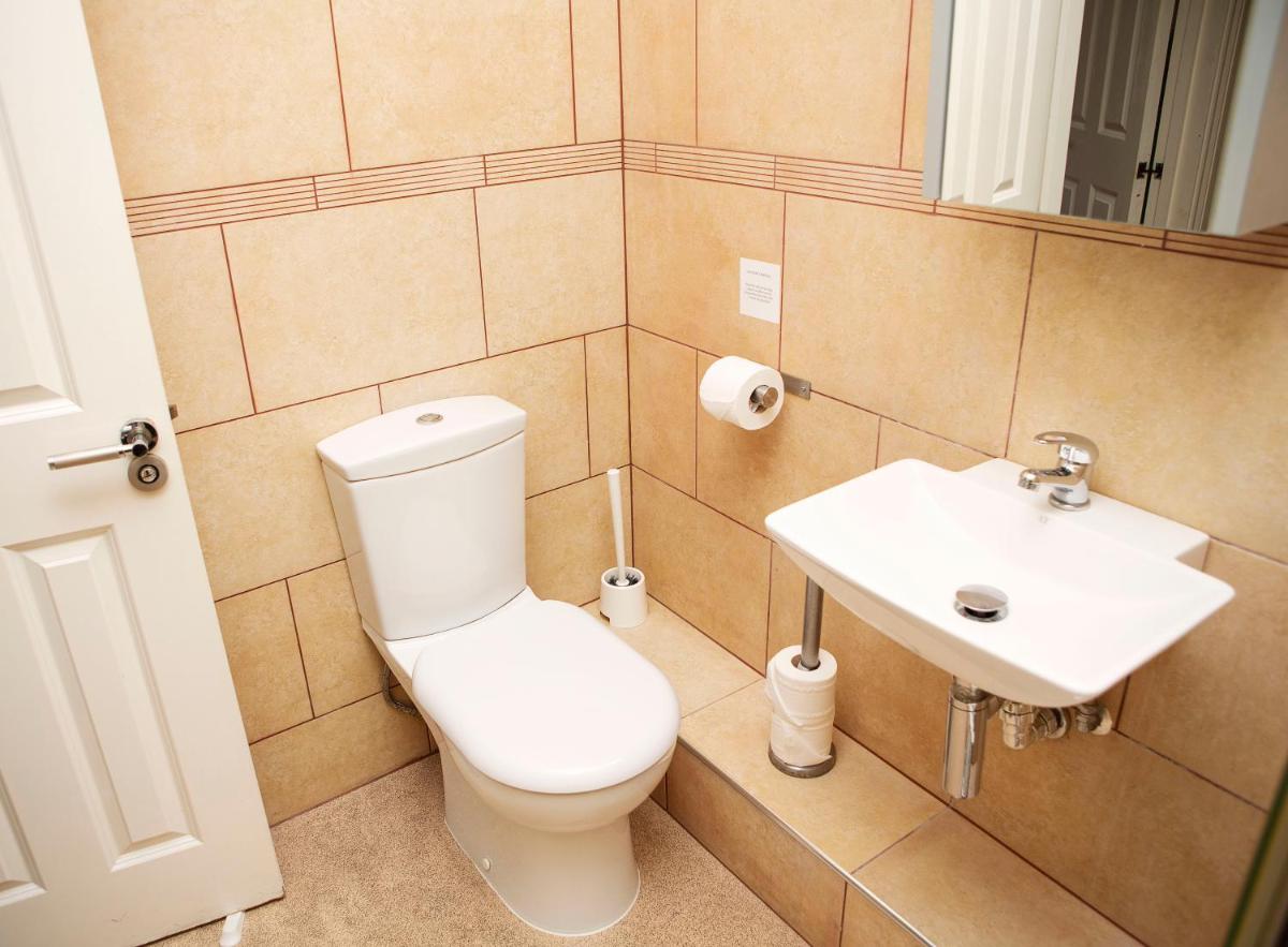 Apt 1, Opera House 2nd Floor by Indigo Flats - Housity