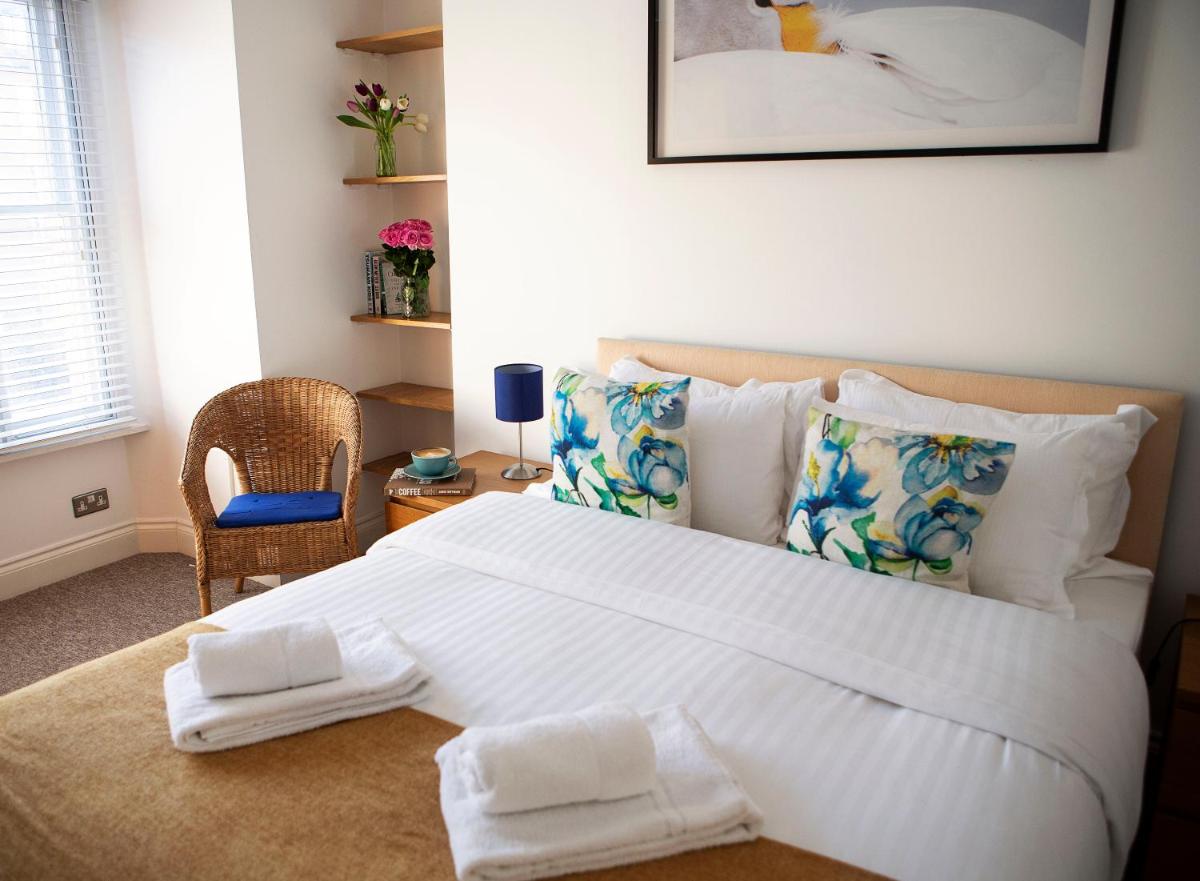 Apt 1, Opera House 2nd Floor by Indigo Flats - Housity