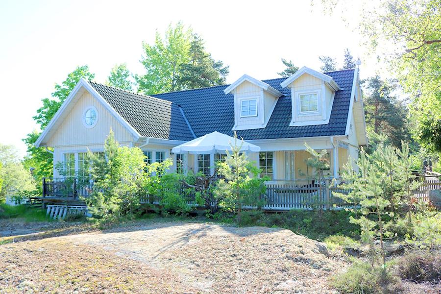 Sun All Day House - Housity