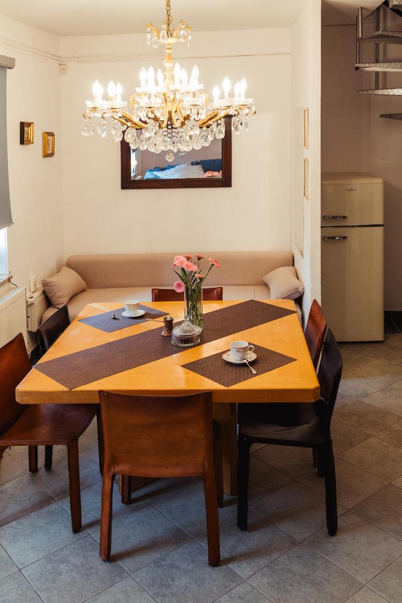 House Aurora - FREE Parking - Housity