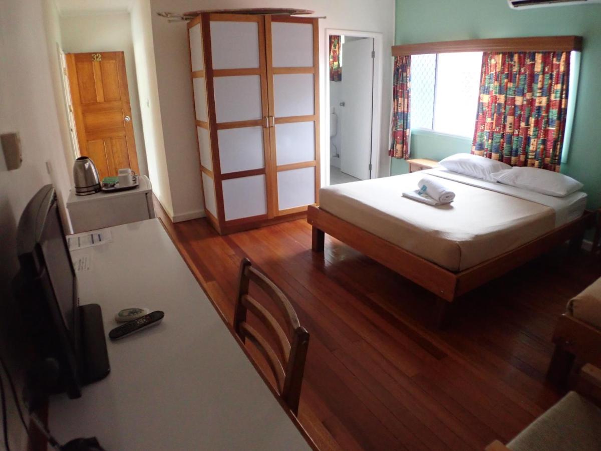 Taklam Lodge And Tours - Housity