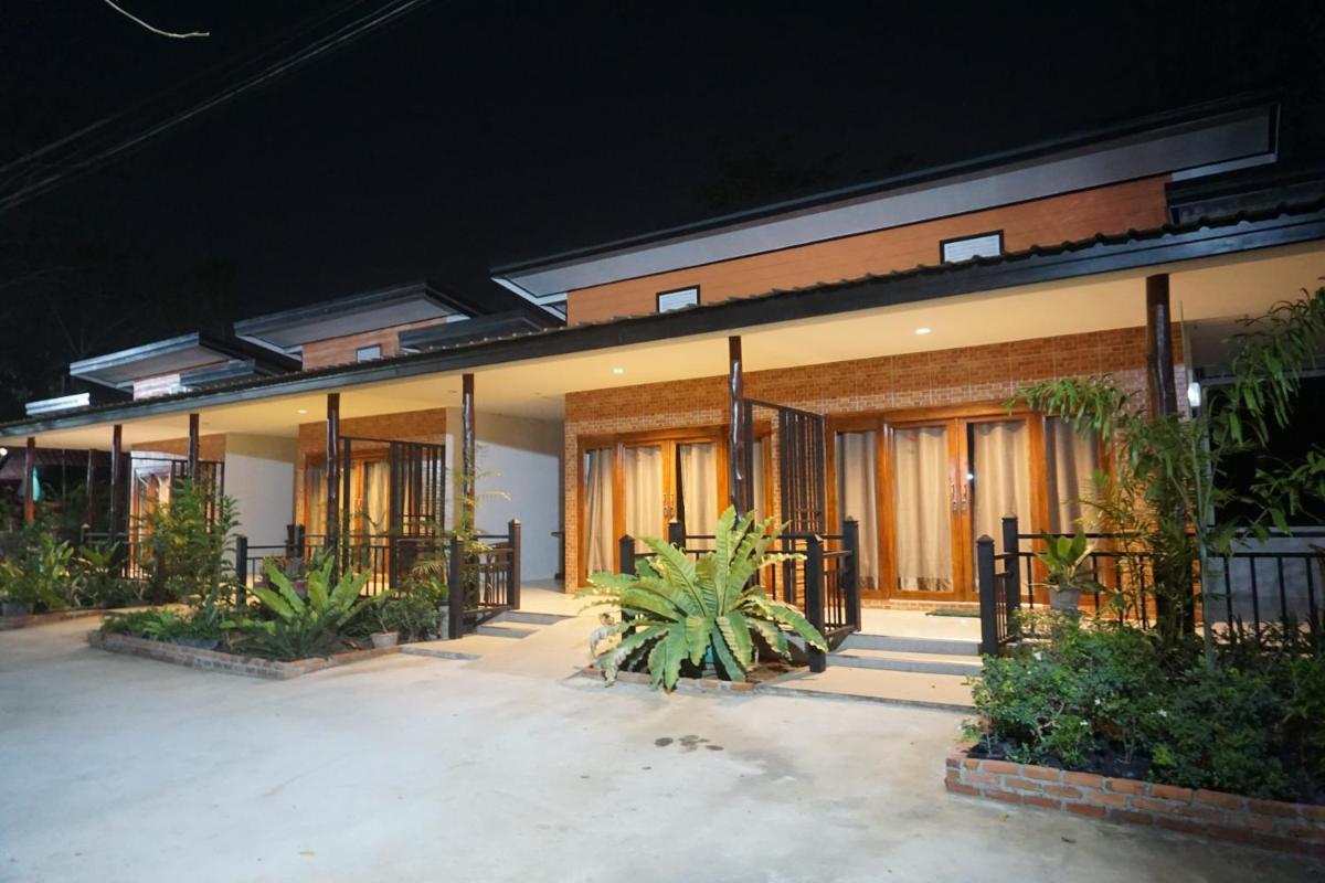 Samnaree Garden House - Housity