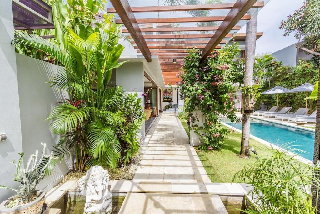 Villa Eight Senses - Housity