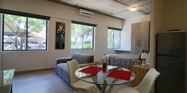Suitetrails - Lakeside Apartments