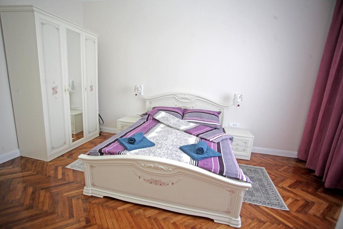 City Center Belgrade Queen Apartment Skadarlija - Housity