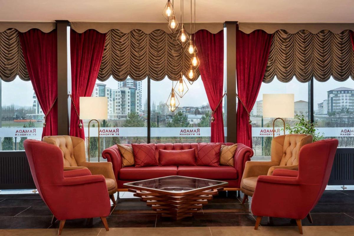 Ramada by Wyndham Sivas - Housity