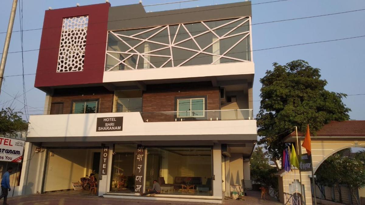 Hotel Shri Sharanam - Housity