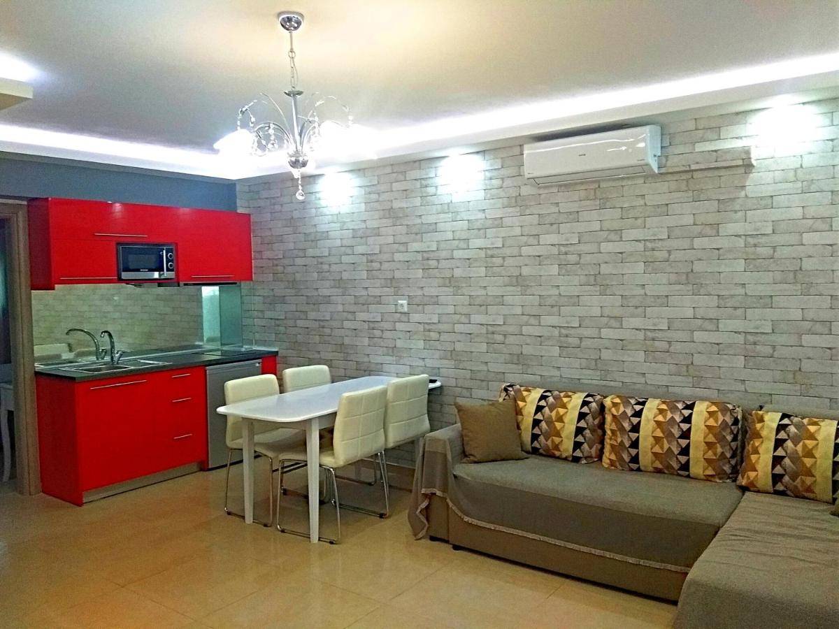 Iros Apartment - Housity