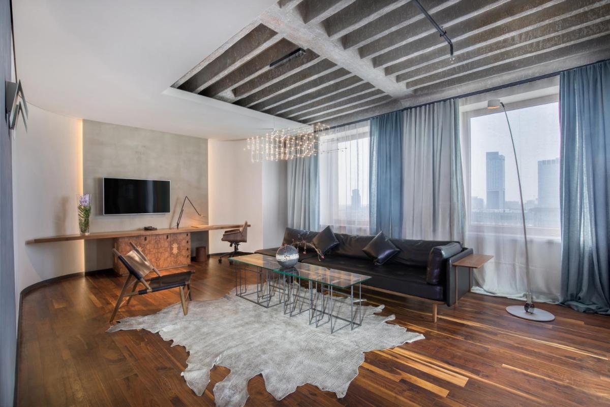 Hotel Warszawa - Housity