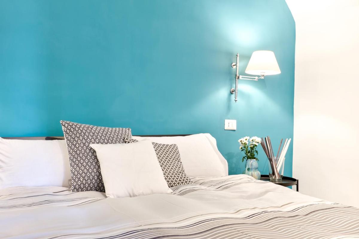 Manuela Apartments Piazza del Plebiscito Centro - Housity
