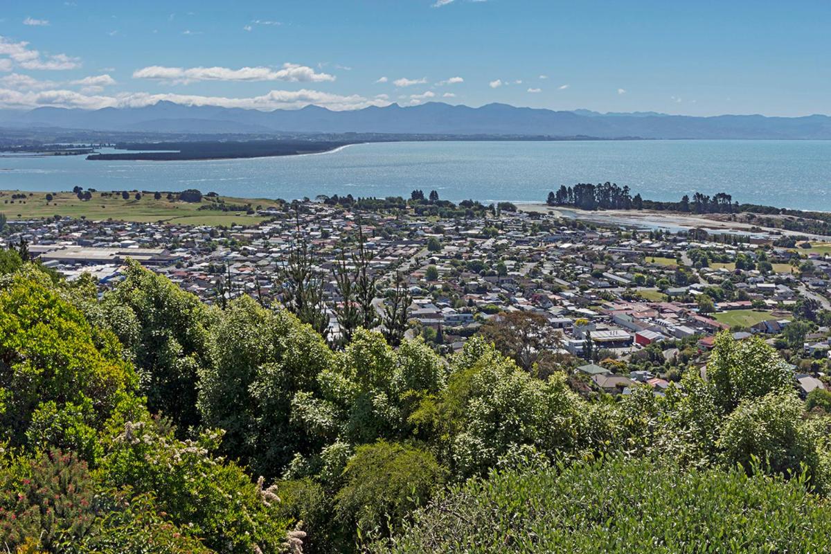 SeaBreeze Nelson 3 bedroom - Housity