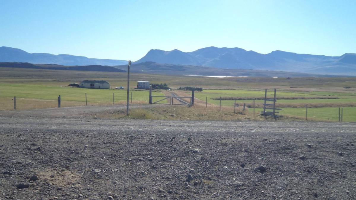 Syðri-Þverá - Housity
