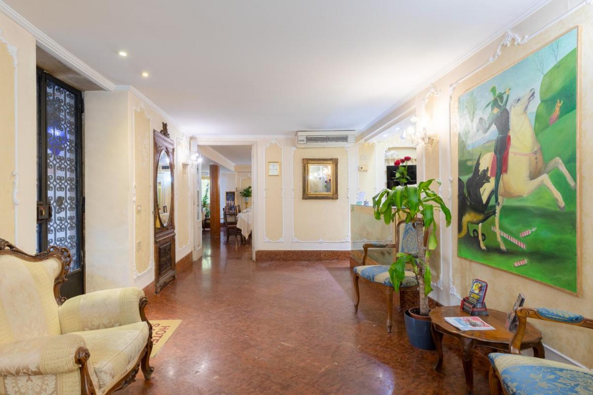 Hotel San Giorgio - Housity