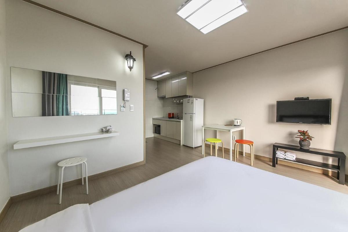 Jeju Soo Pension - Housity