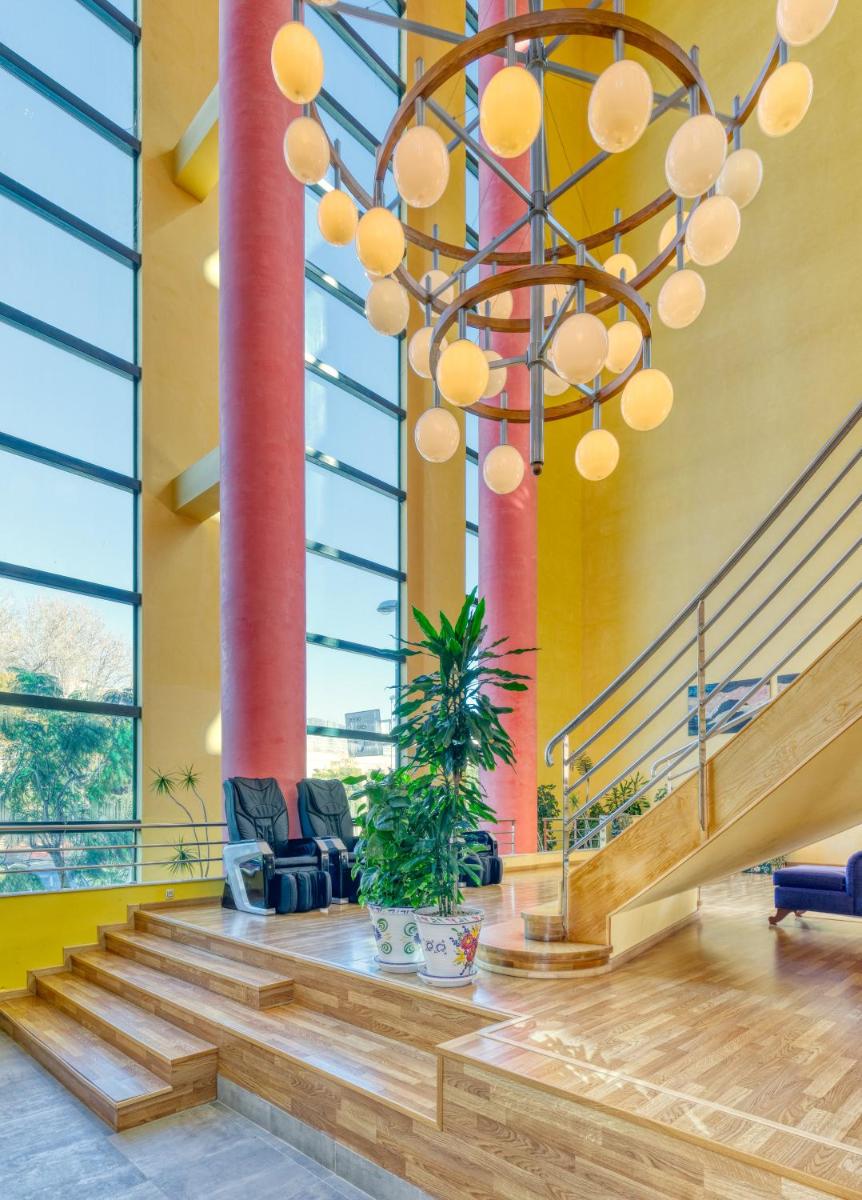 Senator Marbella - Housity