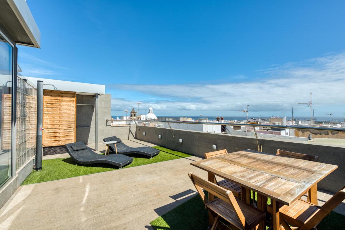 Apartamentos Vegueta - Housity