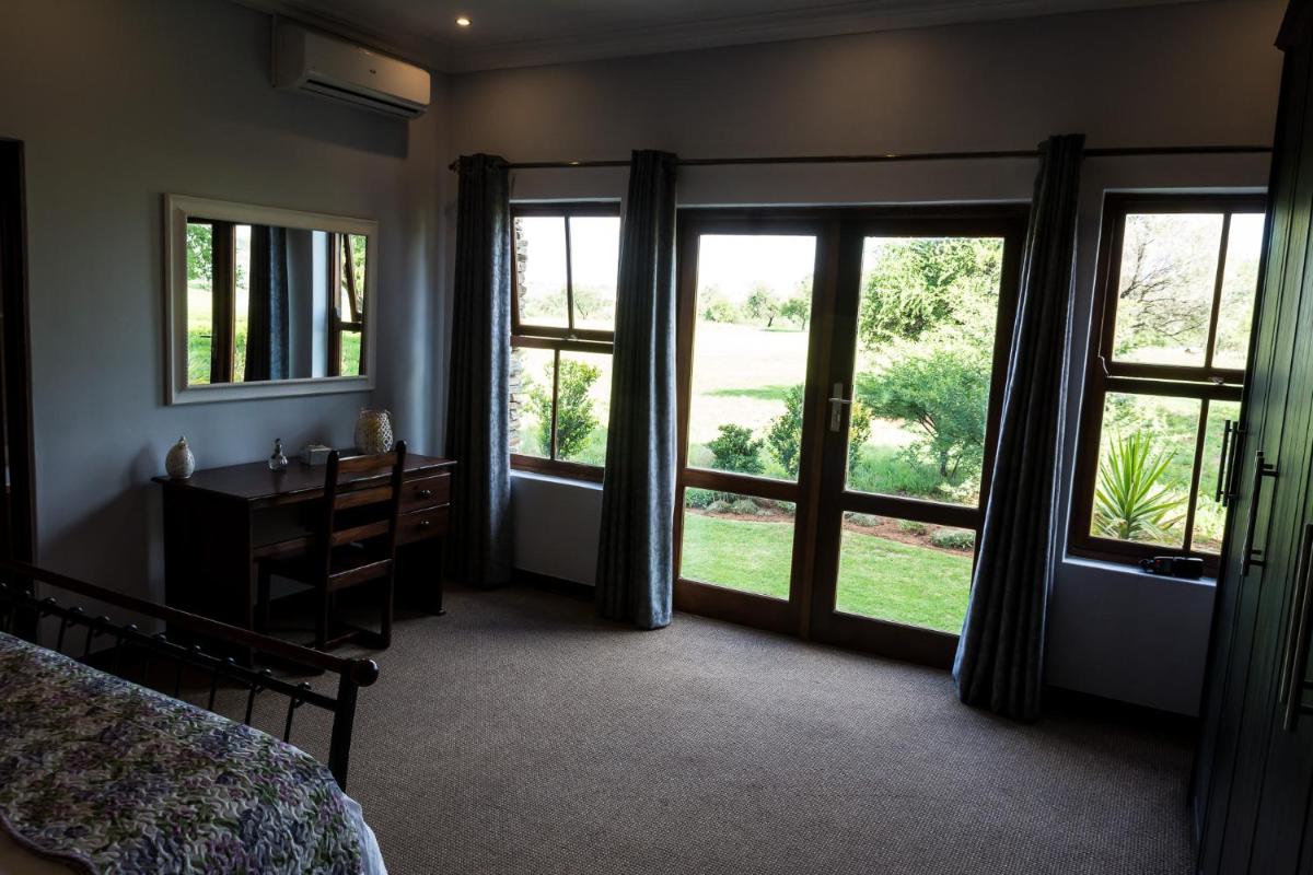 Vaal de Grace - Villa on Fairways - Housity