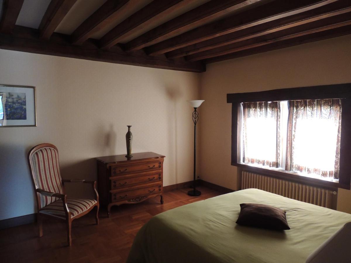 Chambres D 39 Hotes La Coliniere - Housity