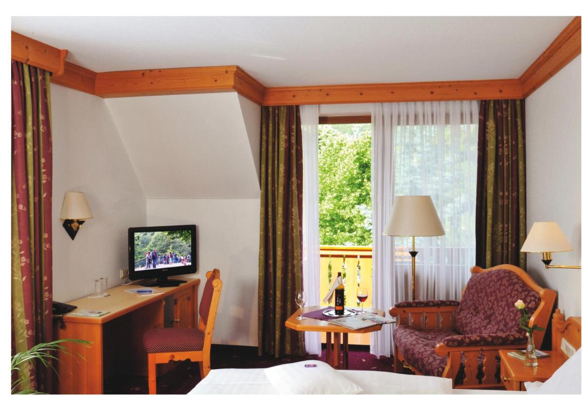 Parkhotel zum Stern - Housity