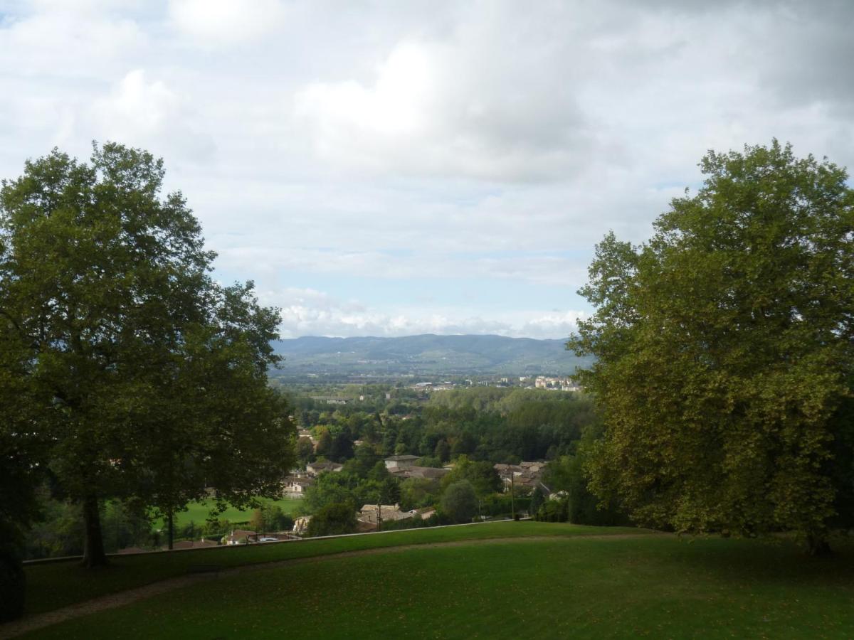 Château des Charmes - Housity
