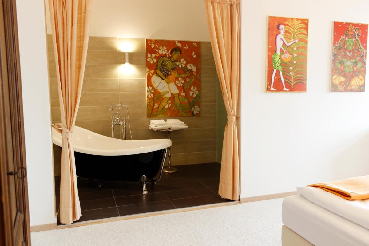BioHotel Schloss Kirchberg - Housity