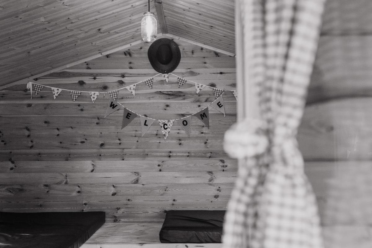 Pinewood Park - Tipis, Hot Tubs and Lodges - Housity