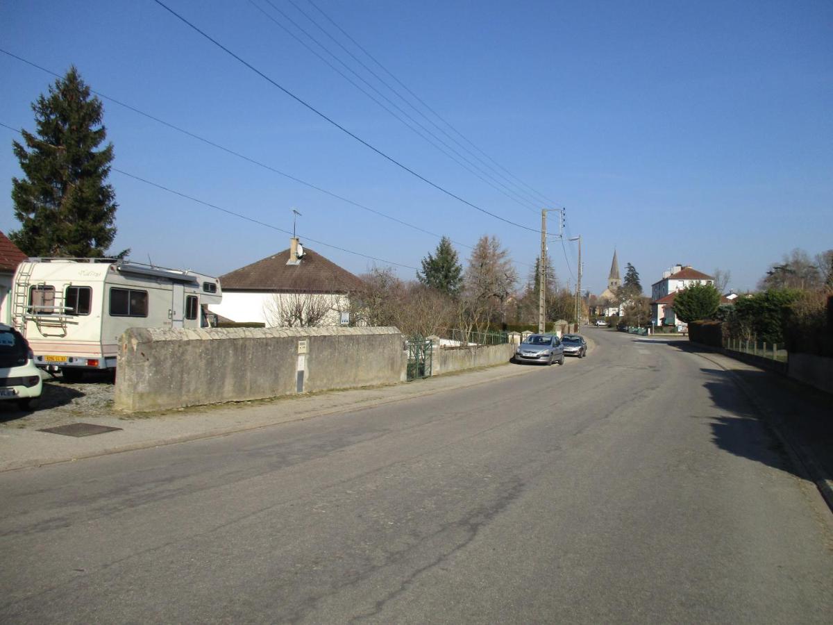 Chez Bari - Housity