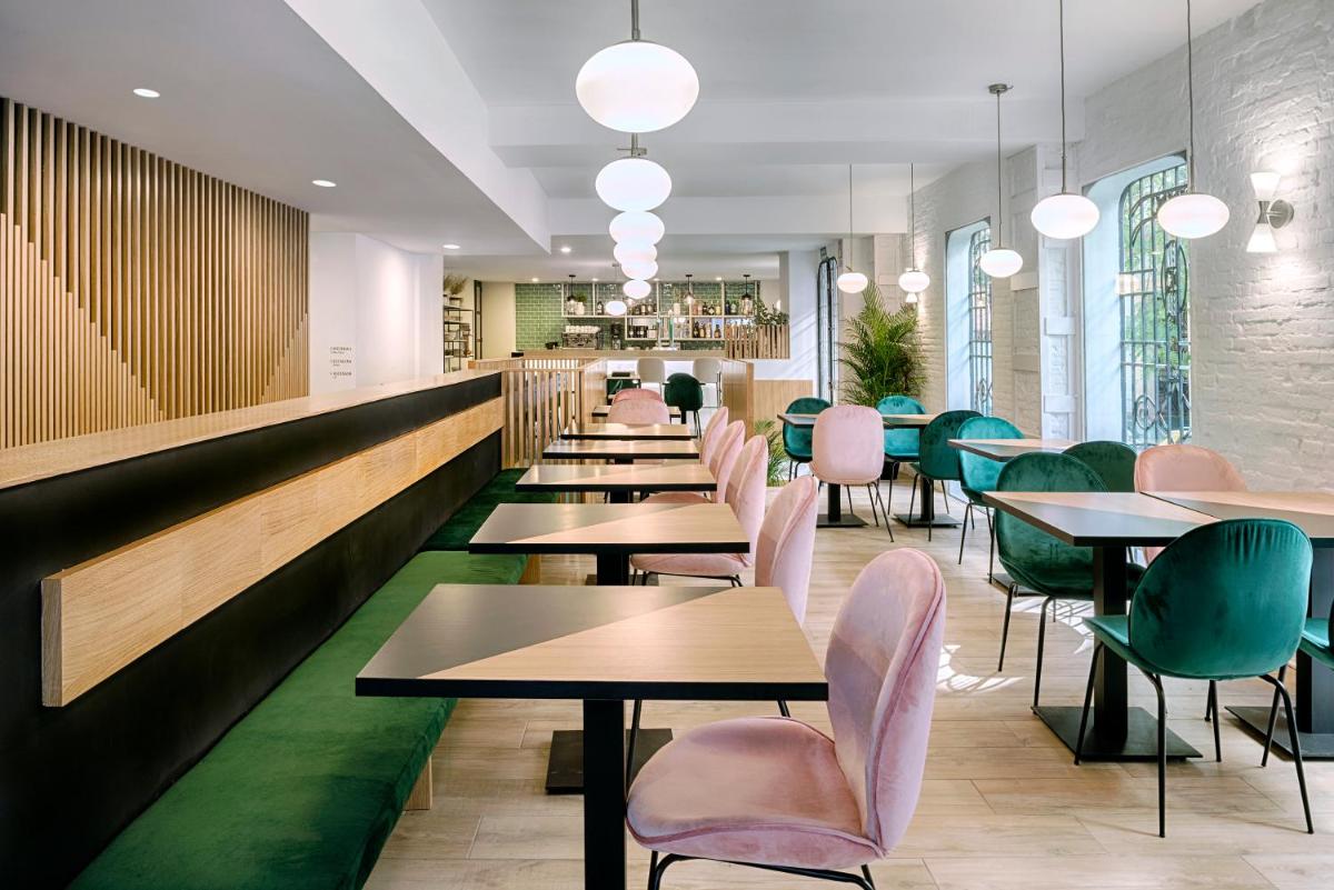 Blanq Carmen Hotel - Housity