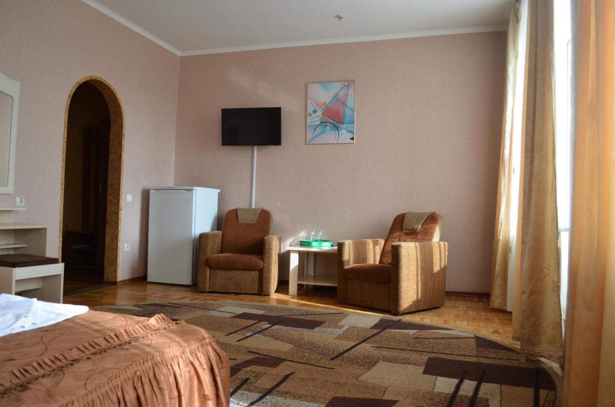 Gostiniy Dvor - Hizvo