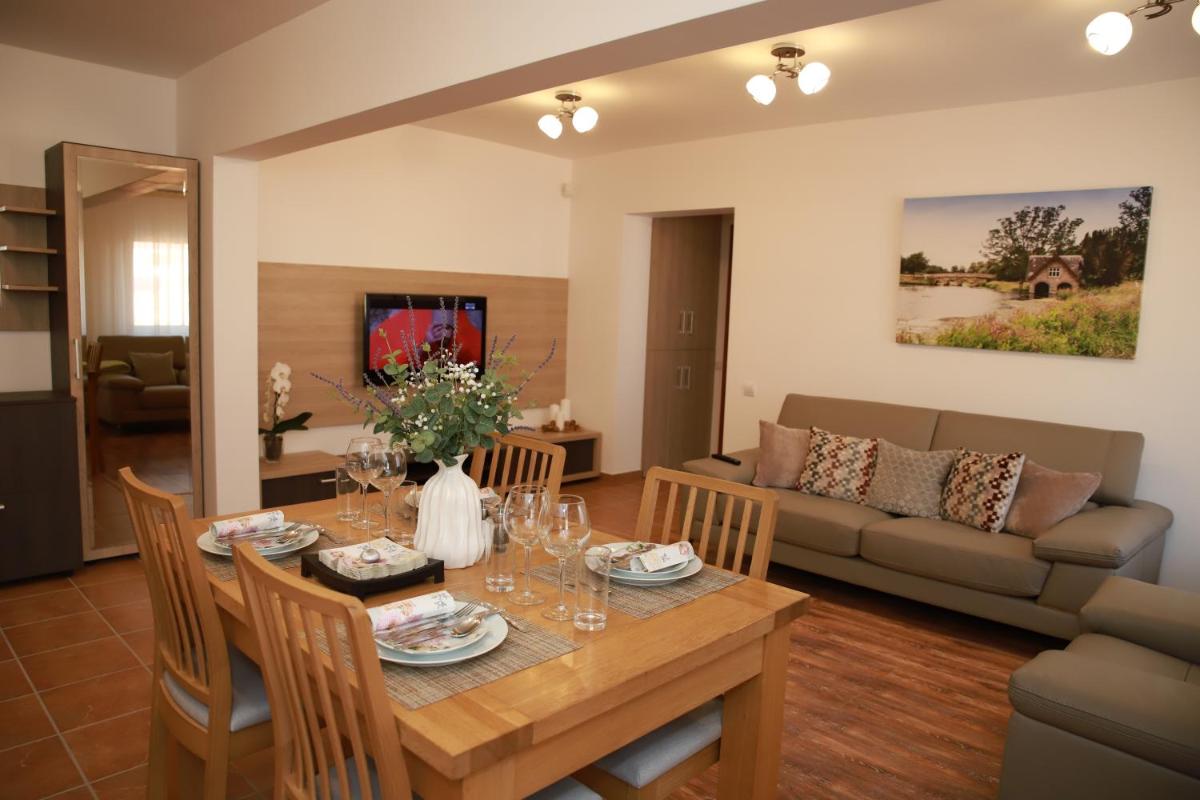 Suitetrails - Cozy Apartment in Brasov