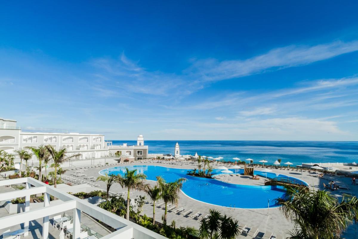 desde el balcón de un complejo en Royal Palm Resort & Spa - Adults Only, en Playa de Jandía