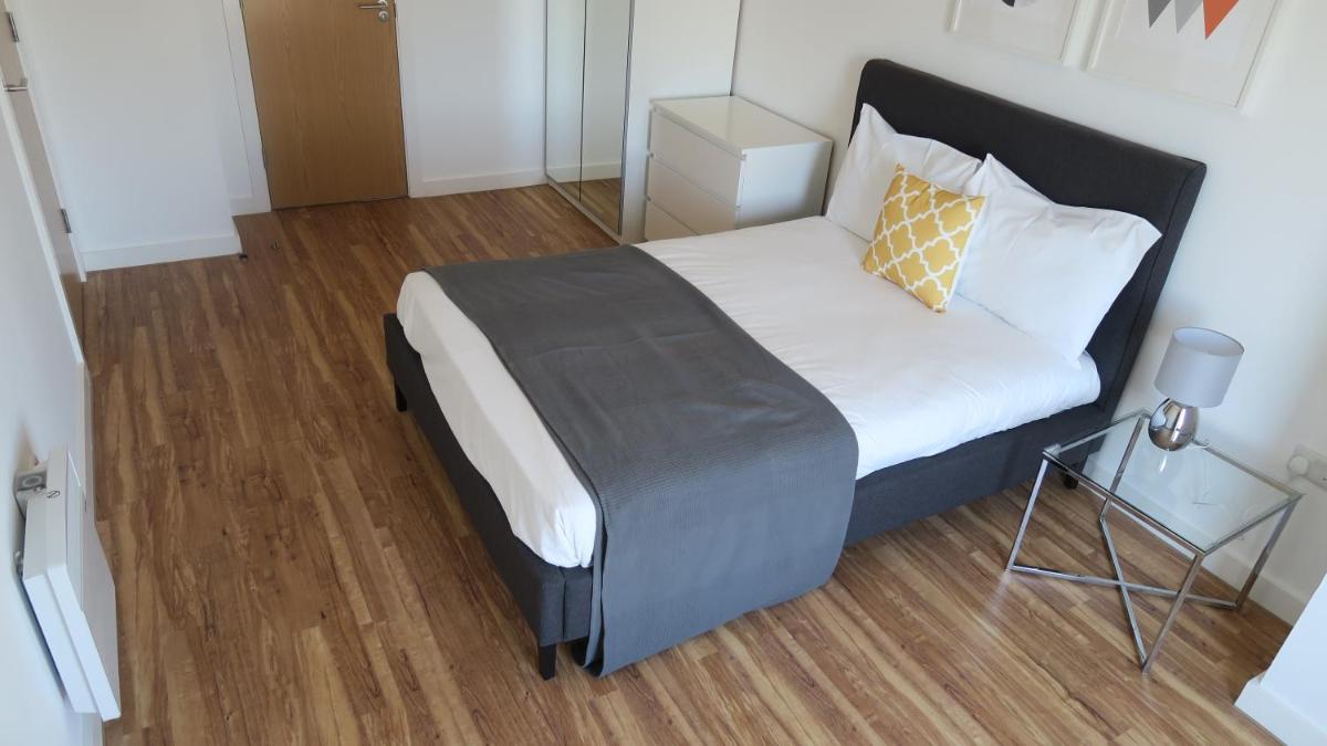 Quay Apartments - Housity