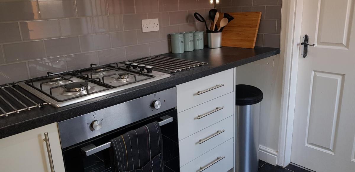 Maplewell House - Housity