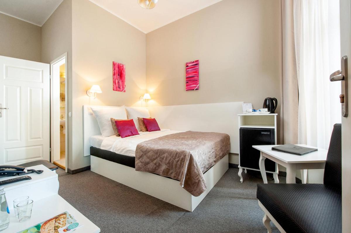 Leone Aparthotel - Housity