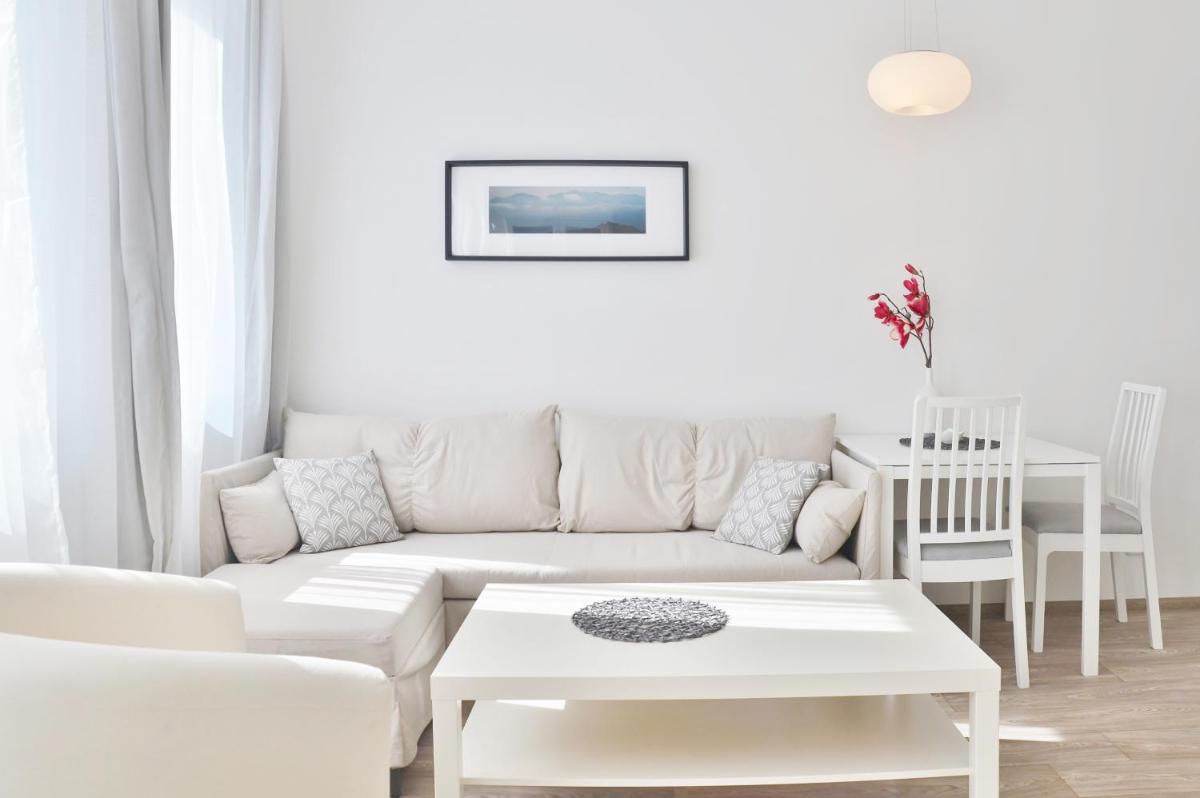 Apartmán 1+kk v centru České Lípy, 1.patro - Housity